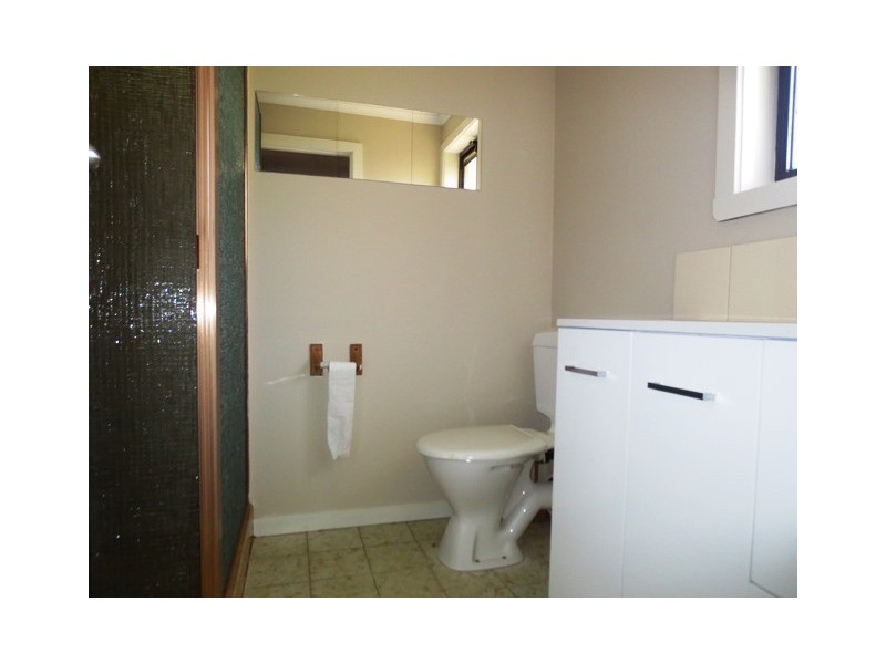 40 Rebecca Crescent, Altona Meadows VIC 3028