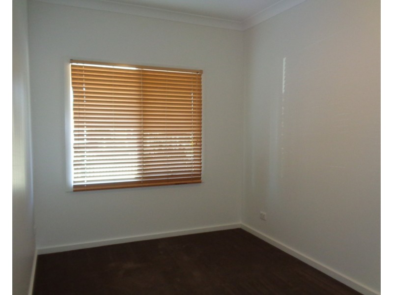 37 Kasem Drive, Werribee VIC 3030