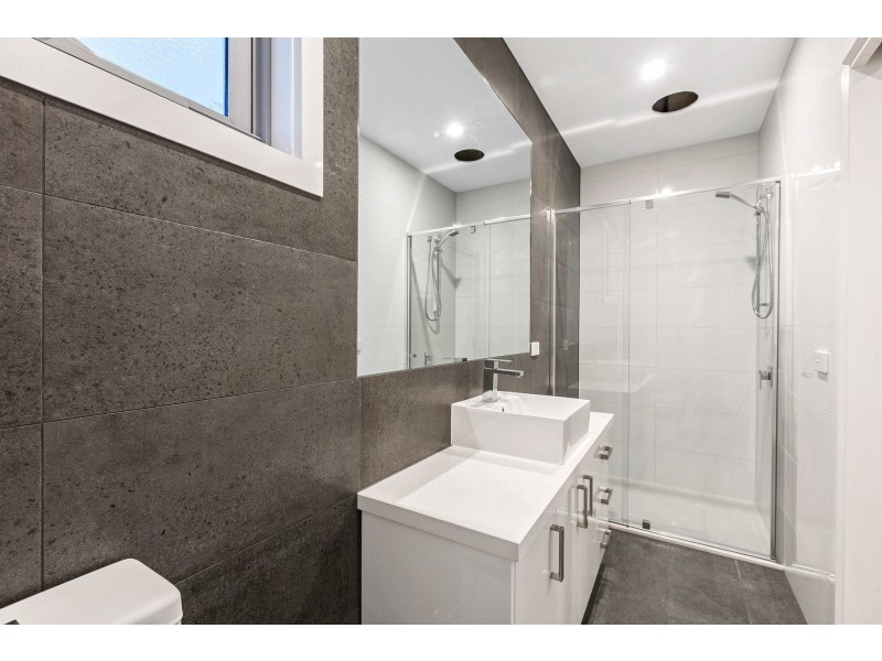 1/22 Mount Street, Altona VIC 3018