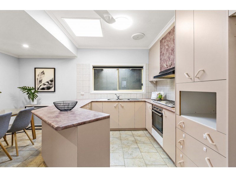 13  Delmont Avenue, Altona VIC 3018