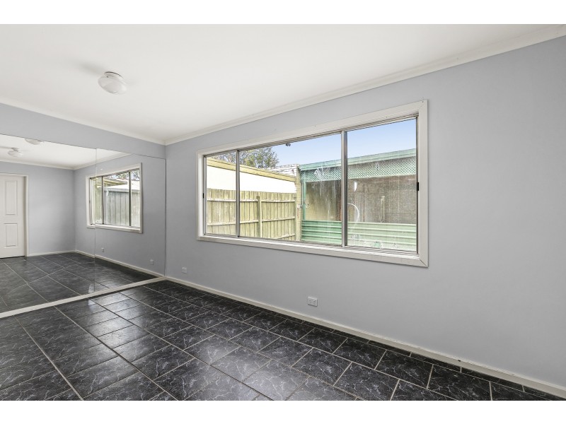 13  Delmont Avenue, Altona VIC 3018