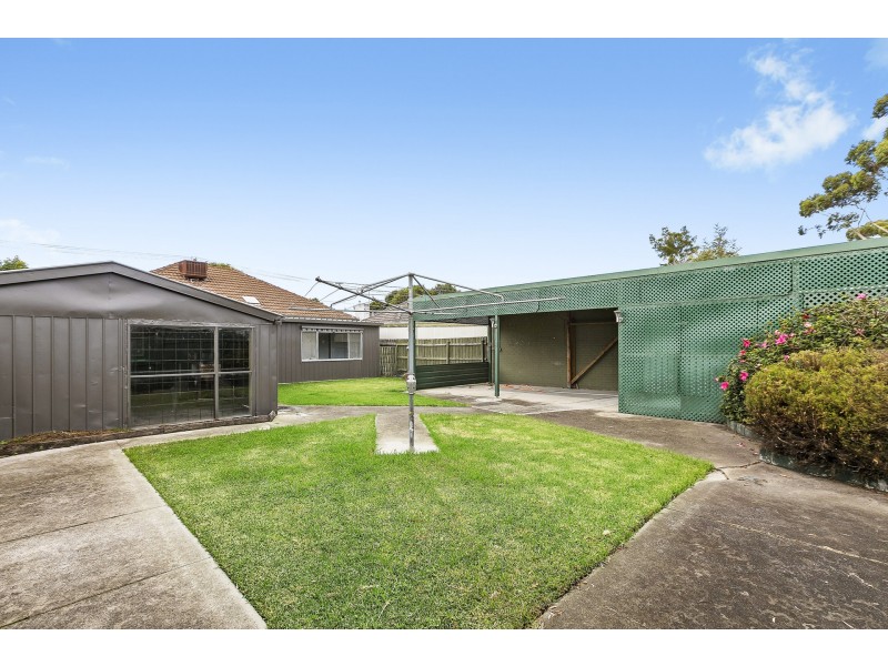 13  Delmont Avenue, Altona VIC 3018