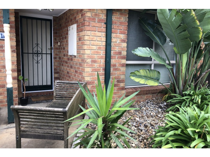 1A Devenport Court, Altona Meadows VIC 3028