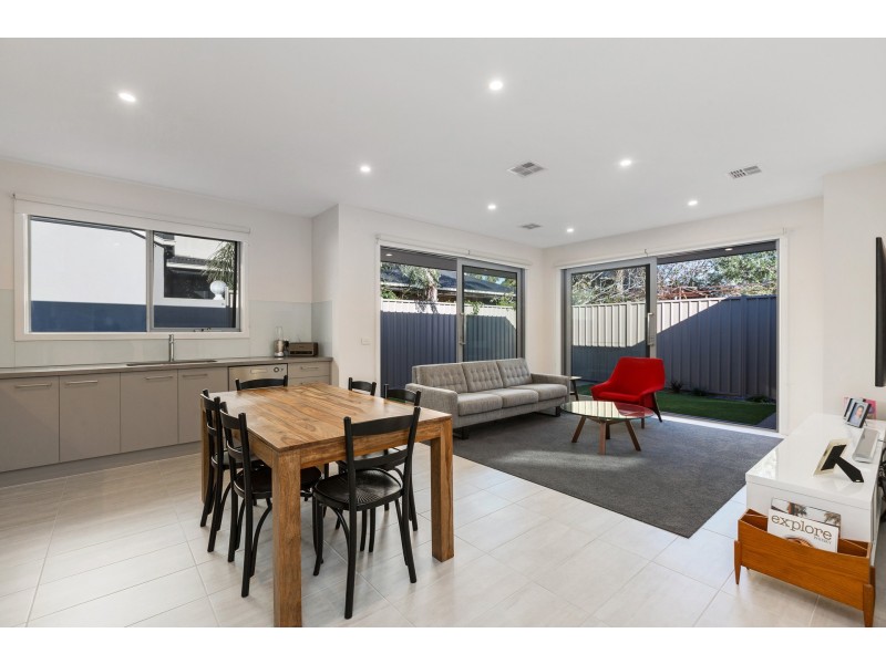 3/42 Linnet Street, Altona VIC 3018