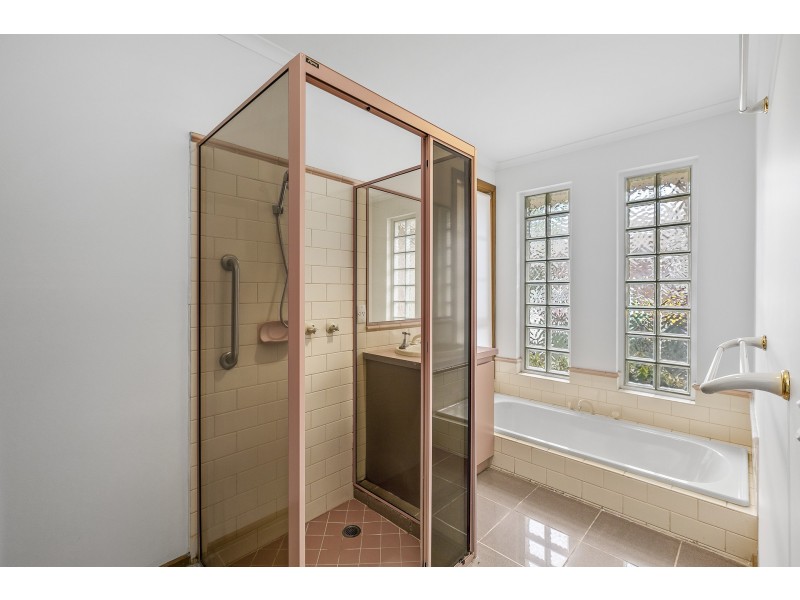 1/19 Romawi Street, Altona VIC 3018