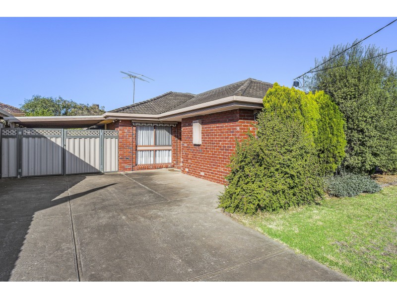 11 Brown Avenue, Altona Meadows VIC 3028