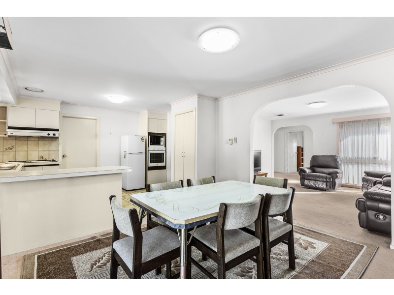 11 Brown Avenue, Altona Meadows VIC 3028