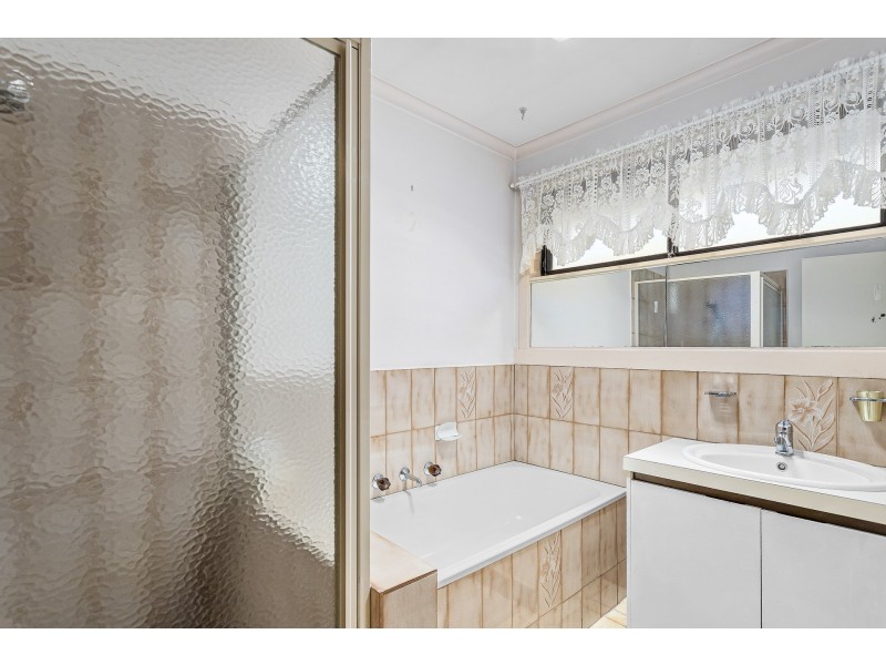 11 Brown Avenue, Altona Meadows VIC 3028