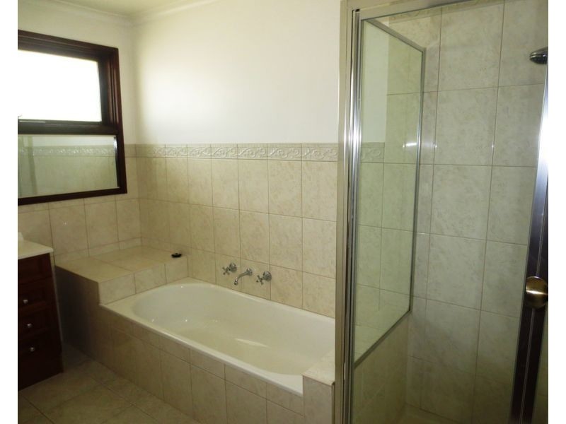 9 Shirley Street, Altona Meadows VIC 3028