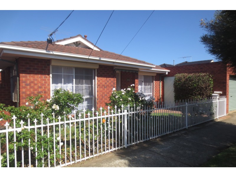 2B Upton Street, Altona VIC 3018