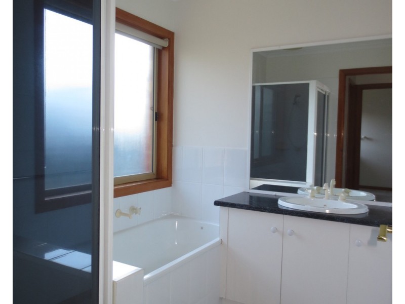 3/19 Upton Street, Altona VIC 3018