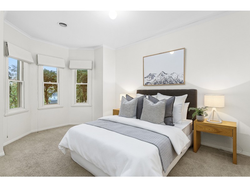 6 Gundowring Drive, Seabrook VIC 3028
