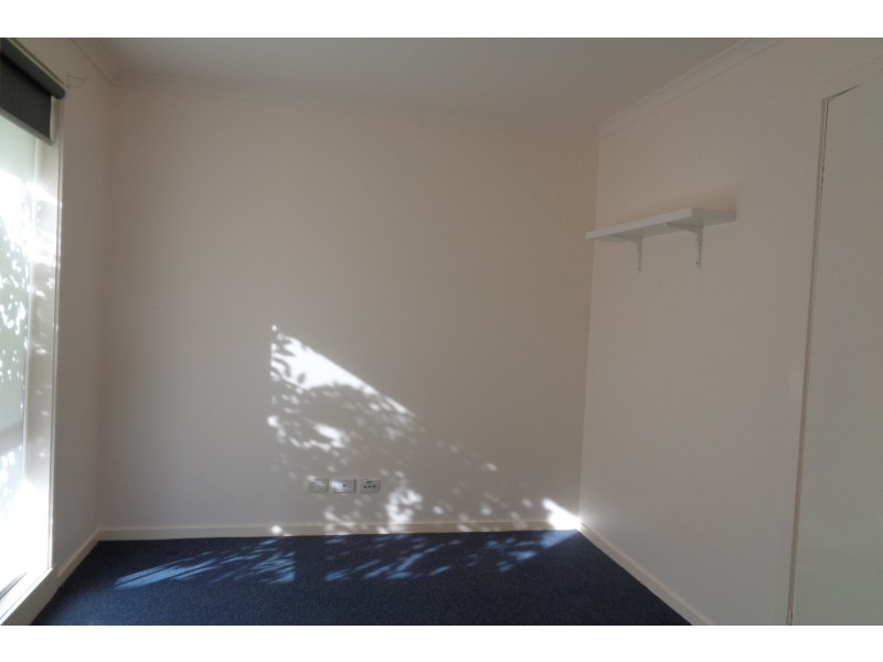 2/144 Victoria Street, Altona Meadows VIC 3028