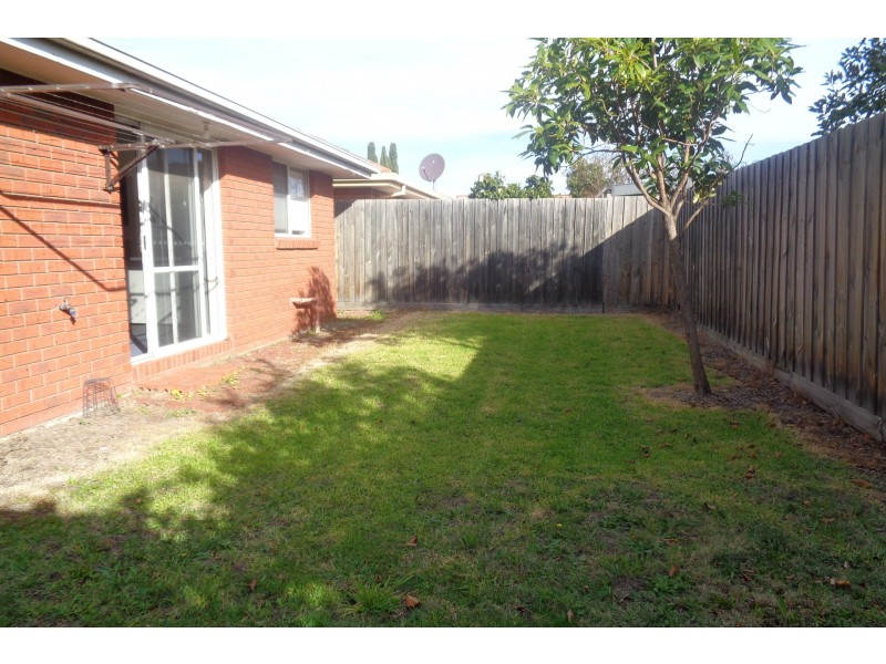 2/144 Victoria Street, Altona Meadows VIC 3028