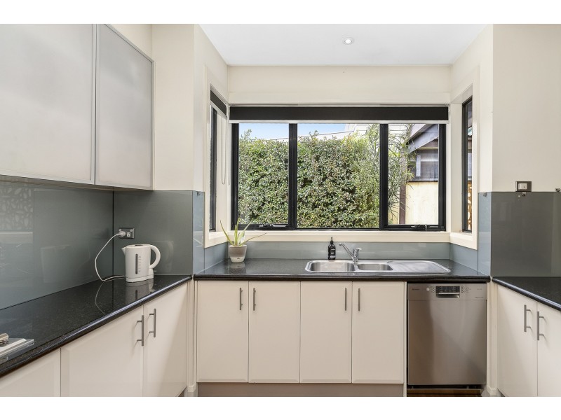 3/235 Esplanade, Altona VIC 3018