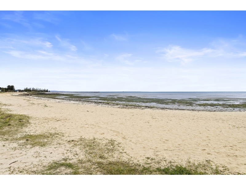 3/235 Esplanade, Altona VIC 3018