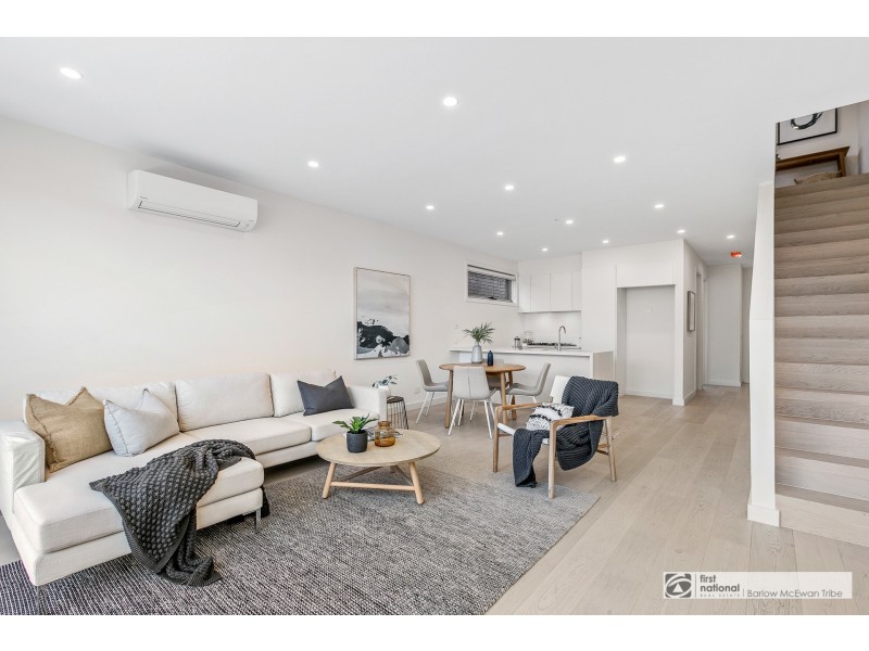 4/100 Civic Parade, Altona VIC 3018