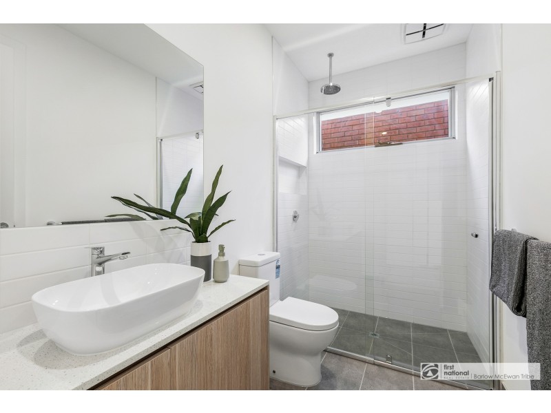 4/100 Civic Parade, Altona VIC 3018