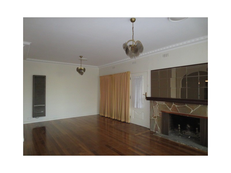 5 Grieve Parade, Altona VIC 3018