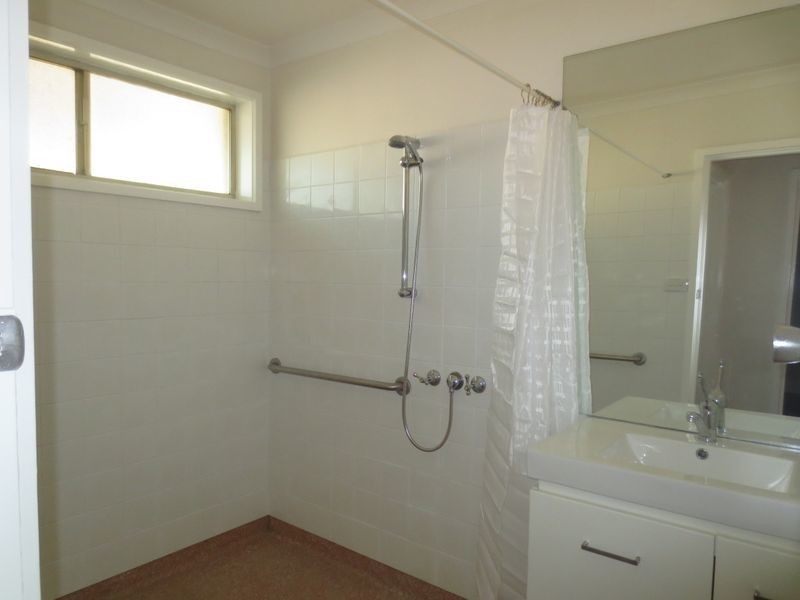 12 Ransom Avenue, Altona VIC 3018