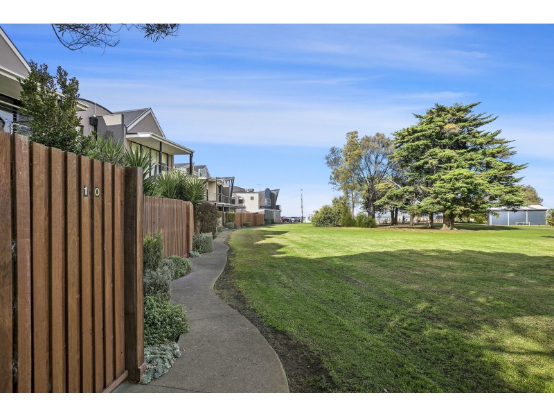 10/369 Esplanade, Altona VIC 3018