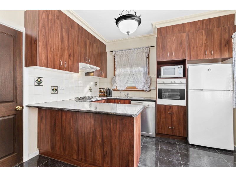 9 Kookaburra Street, Altona VIC 3018