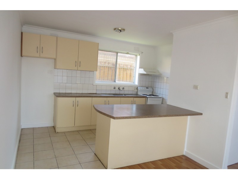 7/2 Stenhouse Avenue, Brooklyn VIC 3012