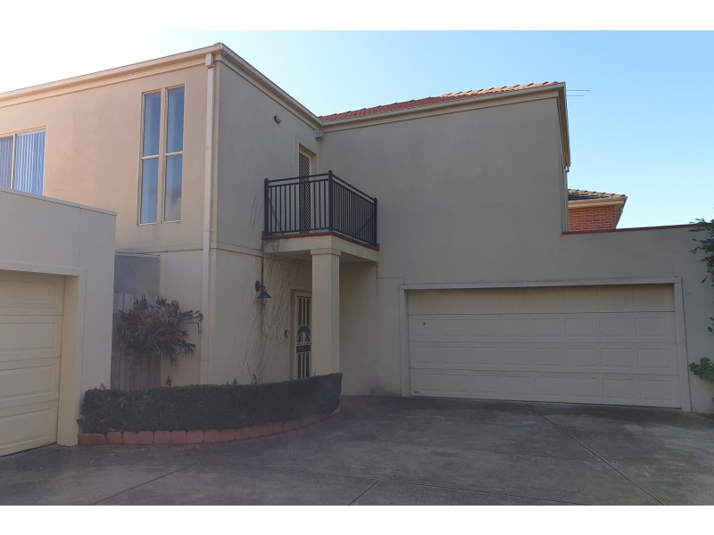 4/8 Grieve Parade, Altona VIC 3018