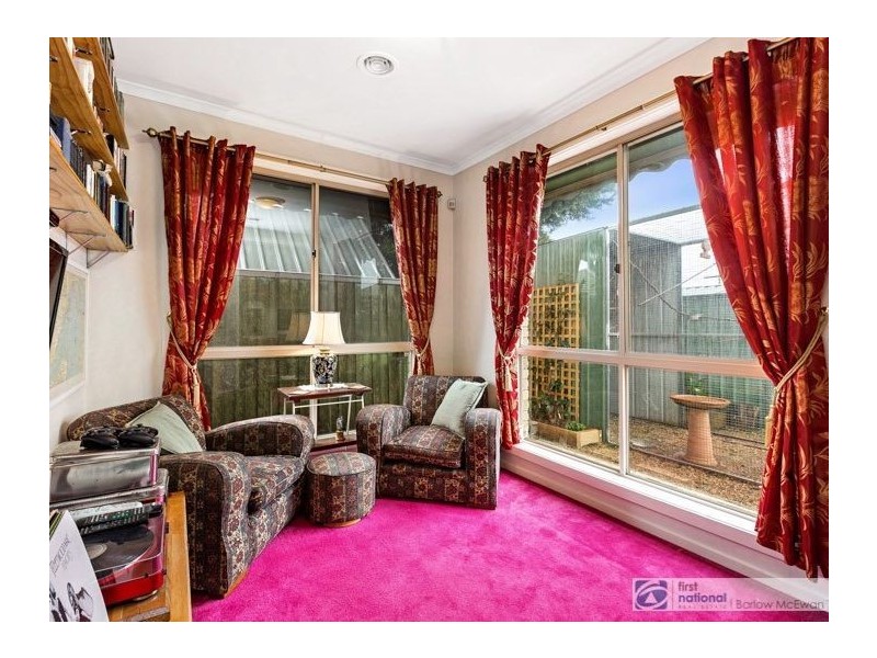 6 Davis Court, Altona Meadows VIC 3028