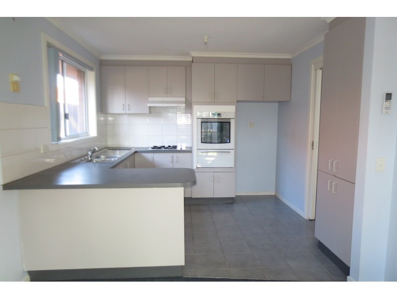 1/144 Victoria Street, Altona Meadows VIC 3028