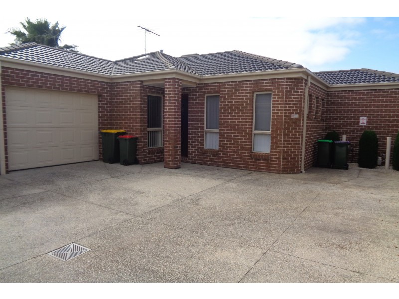 2/43 Myers Parade, Altona Meadows VIC 3028