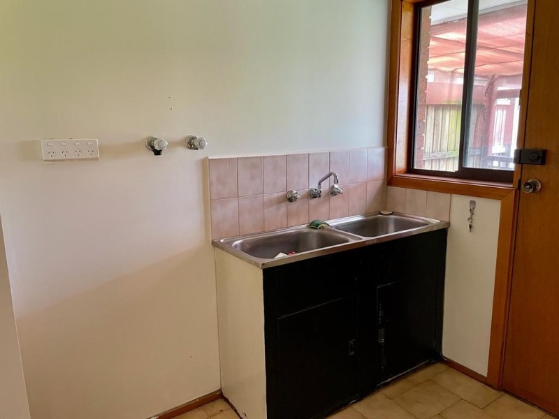 16 Shirley Street, Altona Meadows VIC 3028