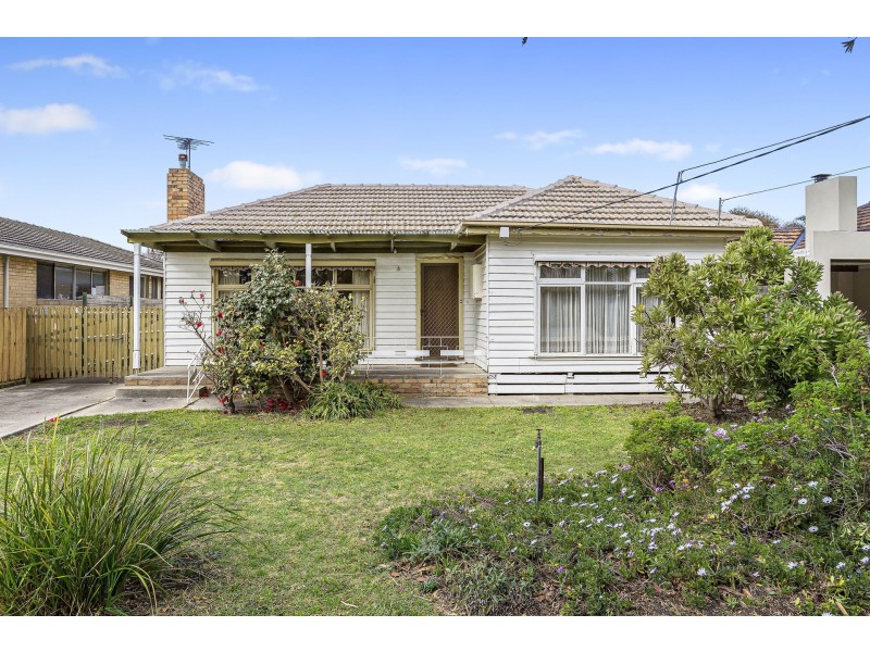 44 Curlew Avenue, Altona VIC 3018