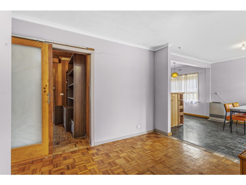 44 Curlew Avenue, Altona VIC 3018