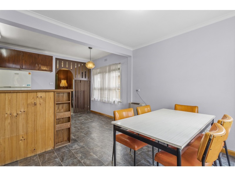 44 Curlew Avenue, Altona VIC 3018