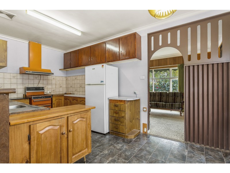 44 Curlew Avenue, Altona VIC 3018