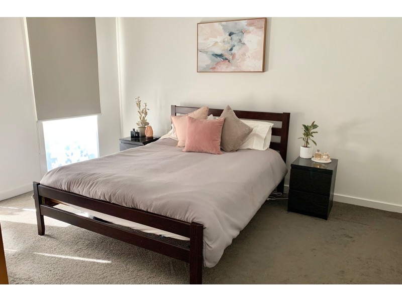 1/1 First Avenue, Altona North VIC 3025