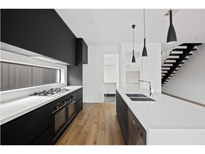 4 Cain Court, Altona VIC 3018
