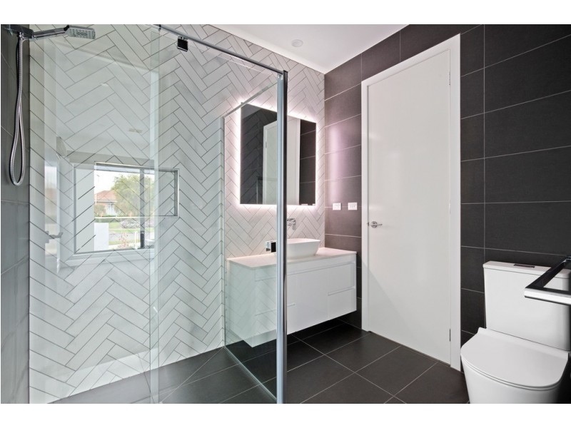 4 Cain Court, Altona VIC 3018