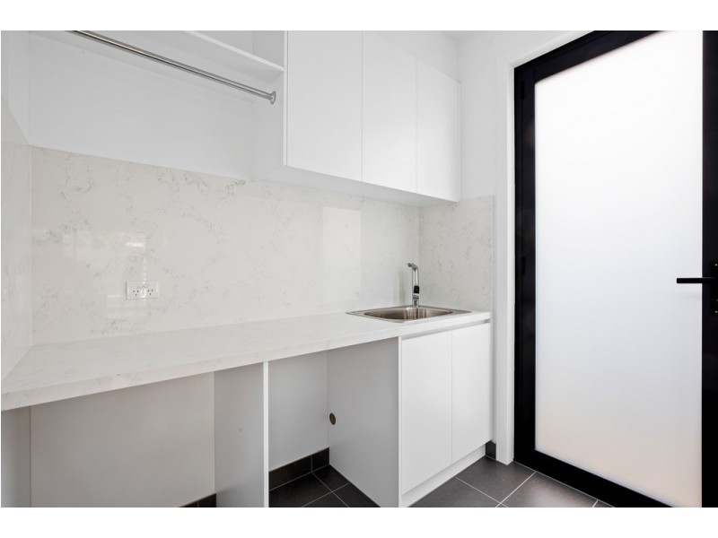 4 Cain Court, Altona VIC 3018