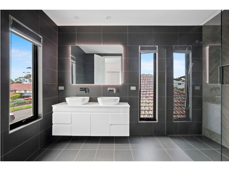 4 Cain Court, Altona VIC 3018