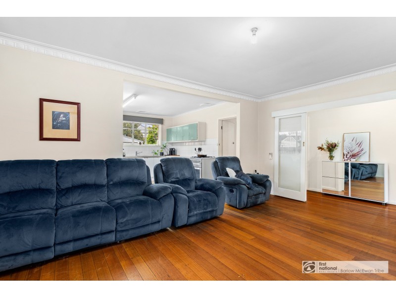 9 Linnet Street, Altona VIC 3018