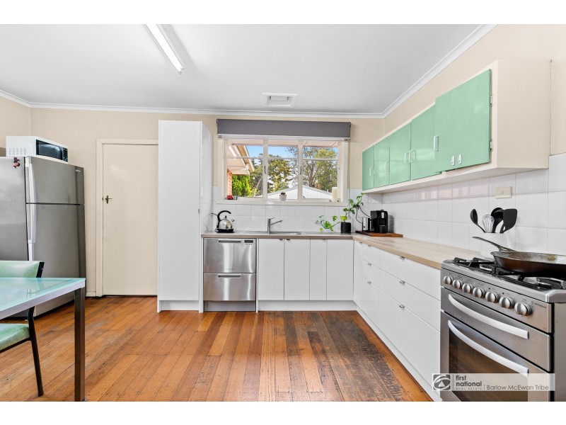 9 Linnet Street, Altona VIC 3018