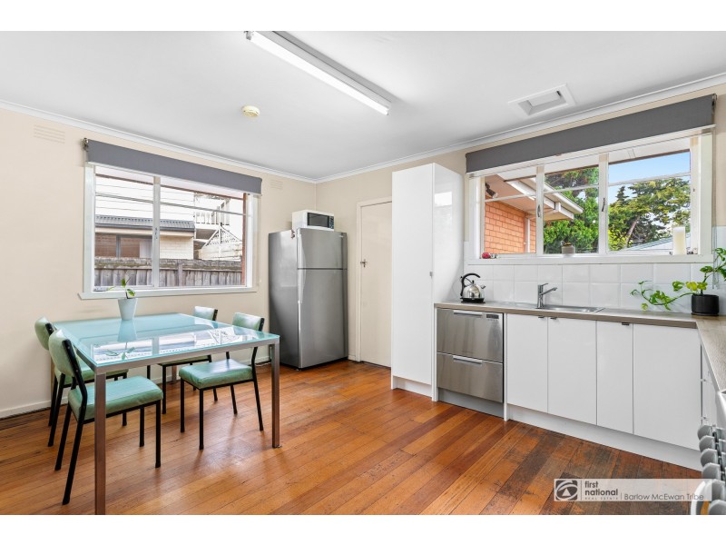 9 Linnet Street, Altona VIC 3018