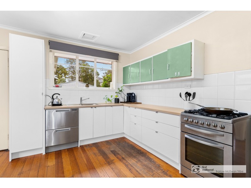 9 Linnet Street, Altona VIC 3018