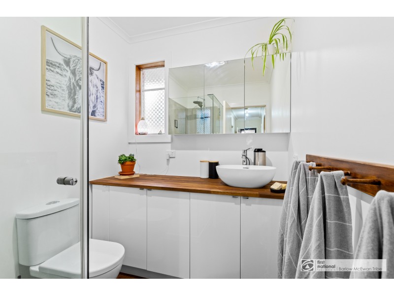 9 Linnet Street, Altona VIC 3018