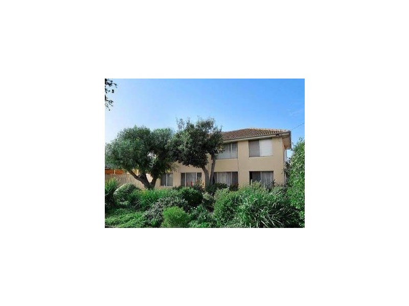 3/1 James Avenue, Seaholme VIC 3018