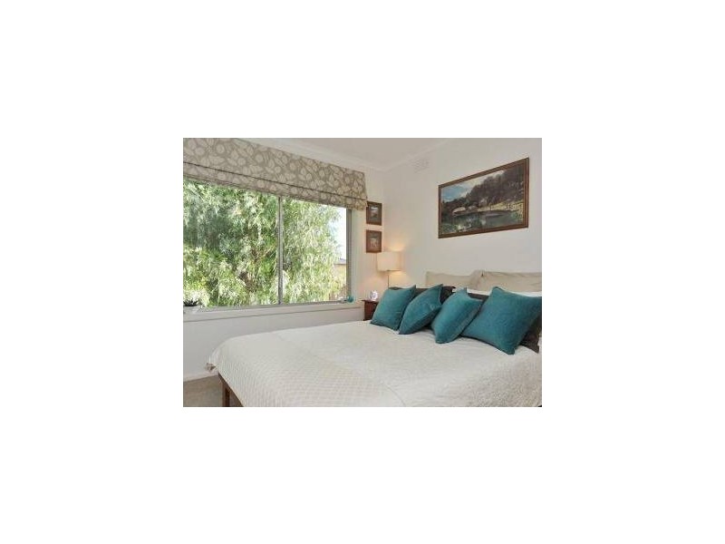 3/1 James Avenue, Seaholme VIC 3018