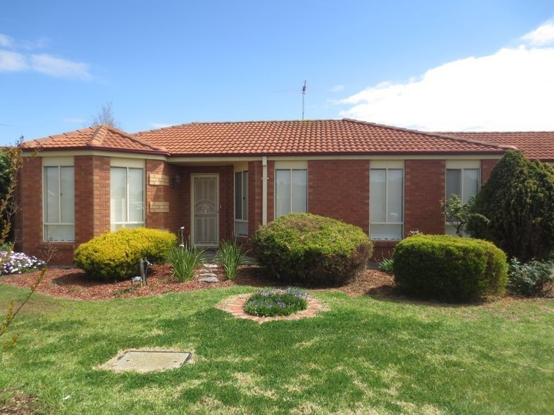 13 Federation Court, Altona VIC 3018