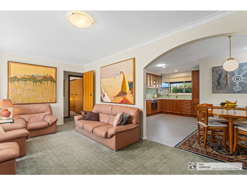 2/25 Rose Street, Altona VIC 3018